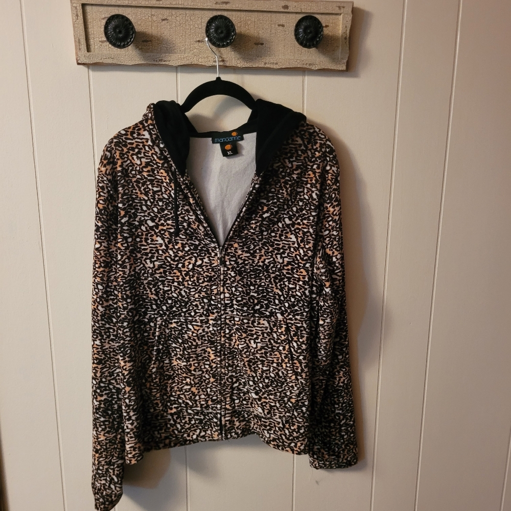 Mandarine XL Velour Cheetah Print Hoodie